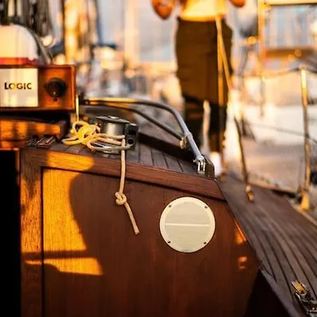 The Captains Locker - 30ft Yacht Πλωτό κατάλυμα