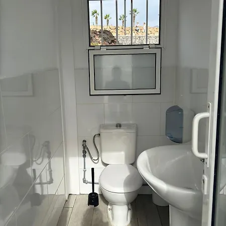 The Captains Locker - 30ft Yacht 船上ホテル