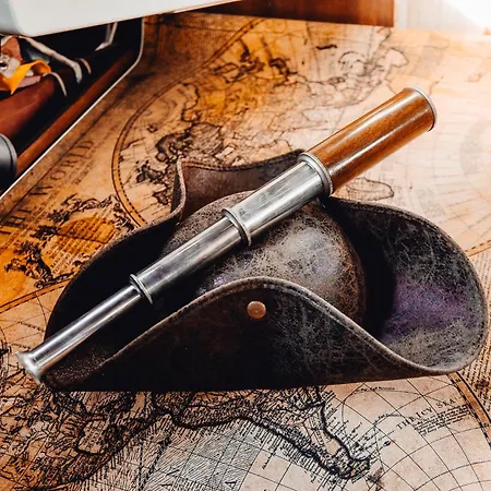 船上ホテル The Captains Locker - 30ft Yacht