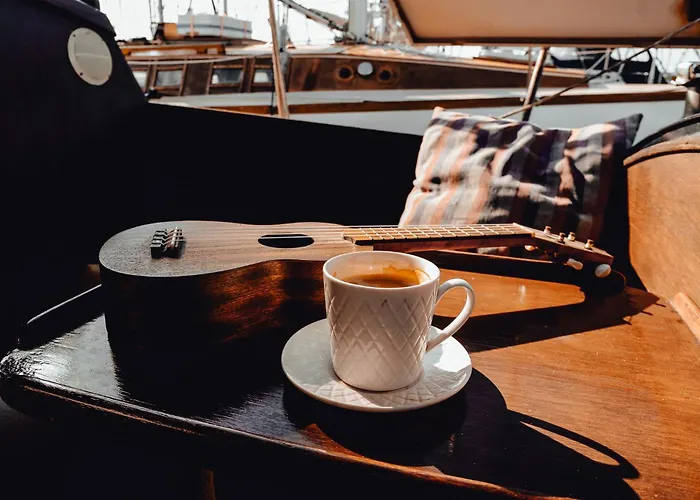 Botel The Captains Locker - 30ft Yacht San Miguel de Abona